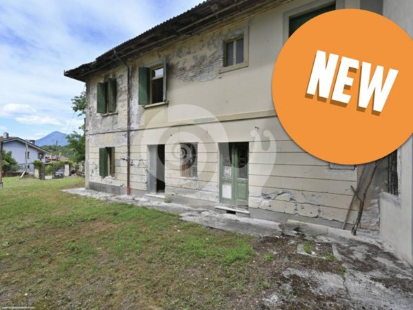 casa indipendente in vendita ad Artegna in zona Sornico