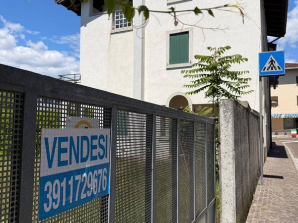 casa indipendente in vendita ad Artegna in zona Sornico