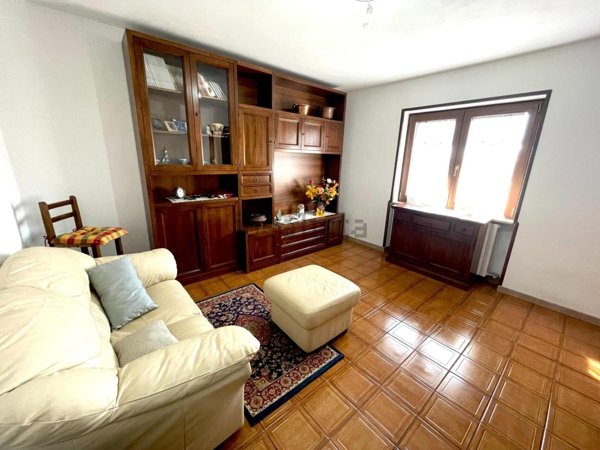 casa indipendente in vendita ad Artegna in zona Sornico