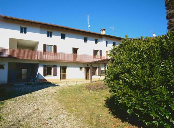 casa indipendente in vendita ad Attimis