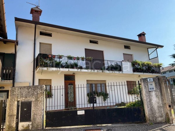 casa indipendente in vendita ad Attimis
