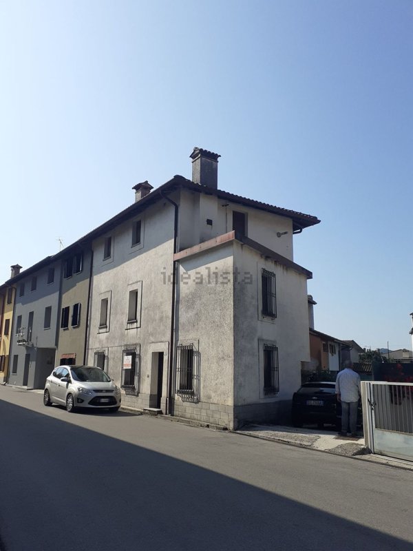casa indipendente in vendita ad Attimis