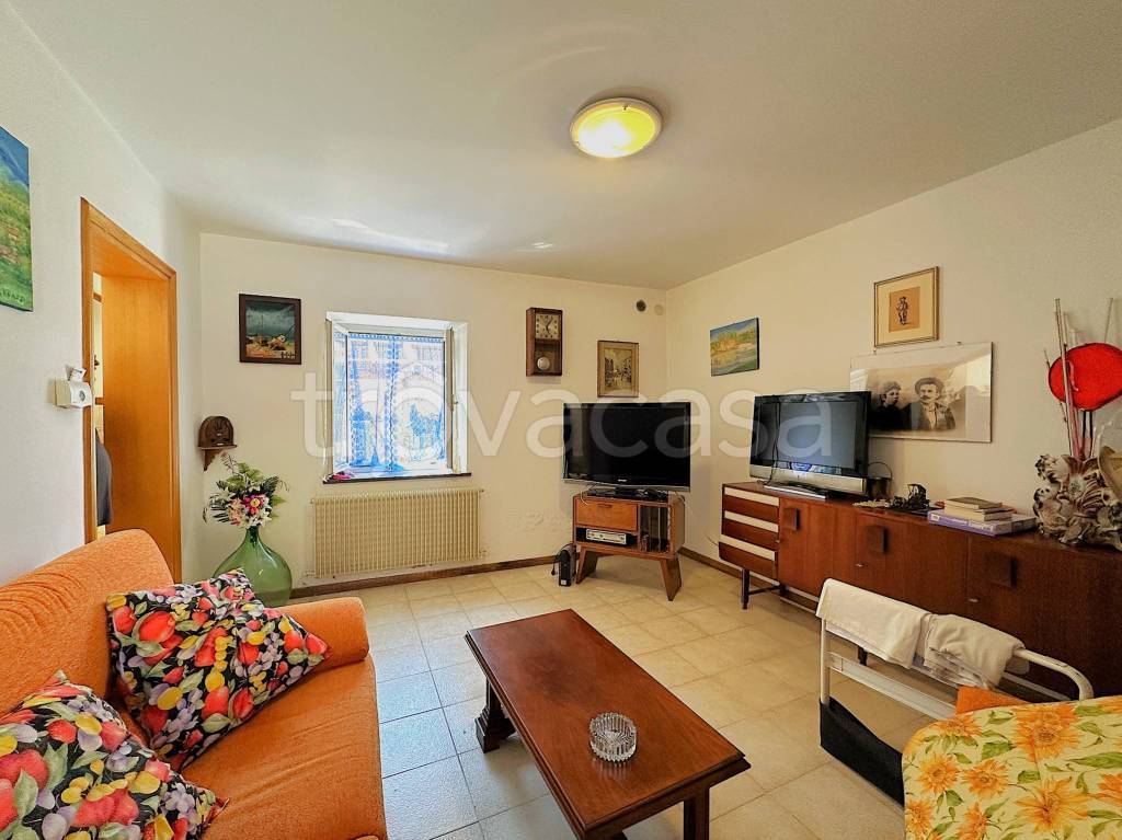 casa indipendente in vendita ad Attimis