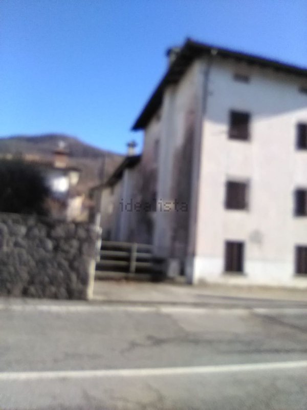 casa indipendente in vendita ad Attimis in zona Racchiuso