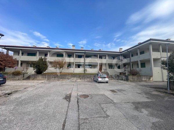 appartamento in vendita ad Attimis