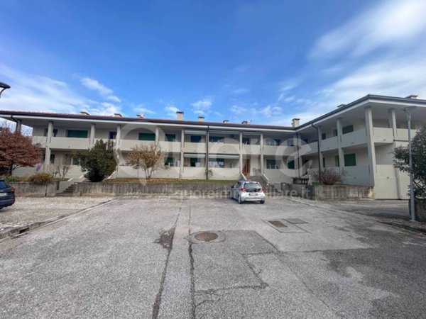 appartamento in vendita ad Attimis