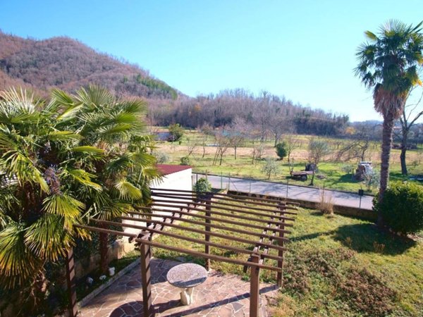 casa indipendente in vendita ad Attimis in zona Racchiuso