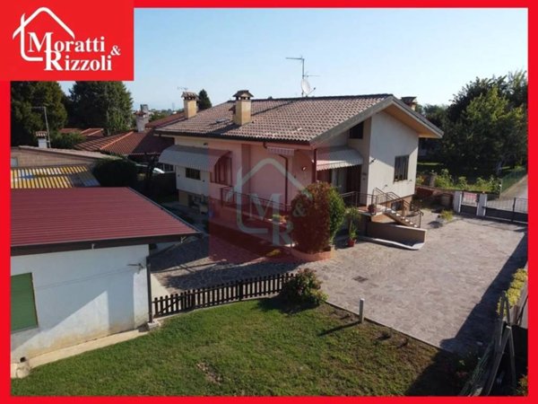 casa indipendente in vendita a Bagnaria Arsa in zona Sevegliano