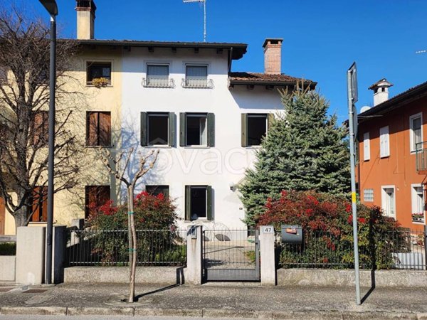 casa indipendente in vendita a Bagnaria Arsa in zona Sevegliano