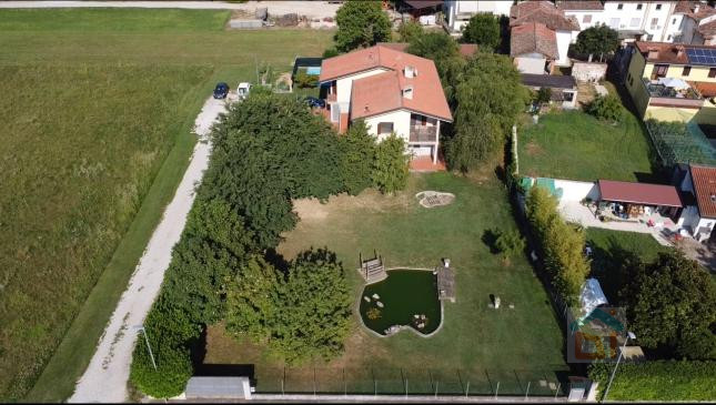 casa indipendente in vendita a Bagnaria Arsa