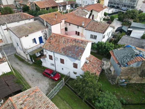 casa indipendente in vendita a Bagnaria Arsa