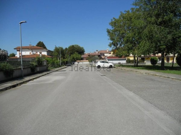 terreno edificabile in vendita a Bagnaria Arsa