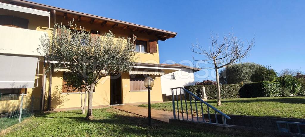 casa indipendente in vendita a Bagnaria Arsa in zona Sevegliano