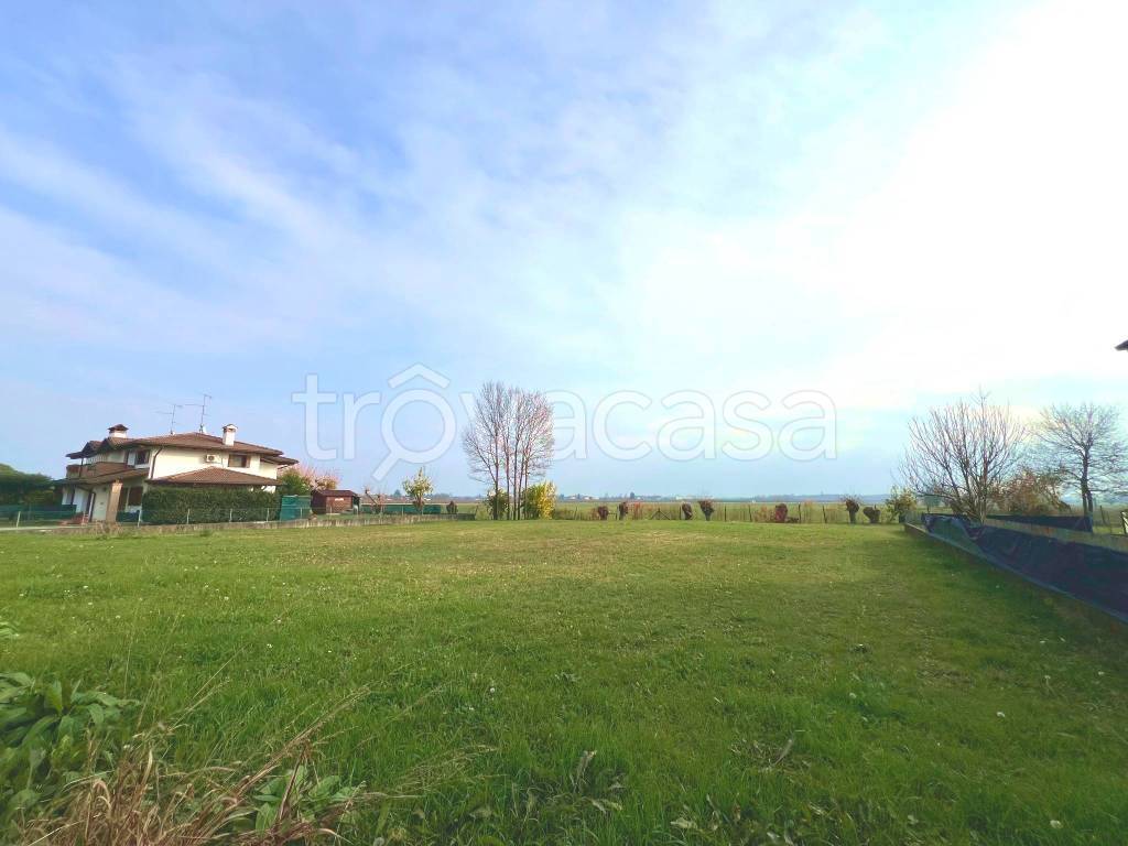 terreno edificabile in vendita a Bagnaria Arsa