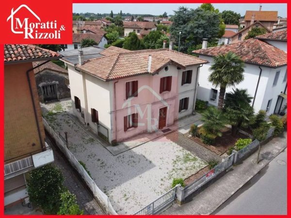 casa indipendente in vendita a Bagnaria Arsa in zona Sevegliano