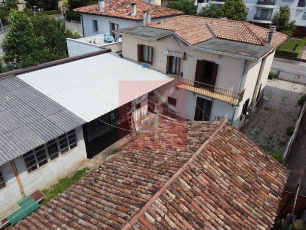 casa indipendente in vendita a Bagnaria Arsa in zona Sevegliano