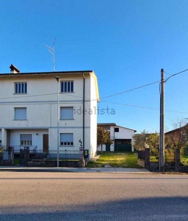 casa indipendente in vendita a Bagnaria Arsa