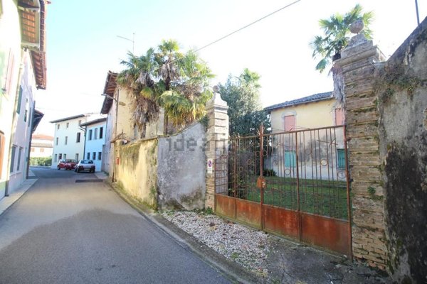 appartamento in vendita a Bagnaria Arsa