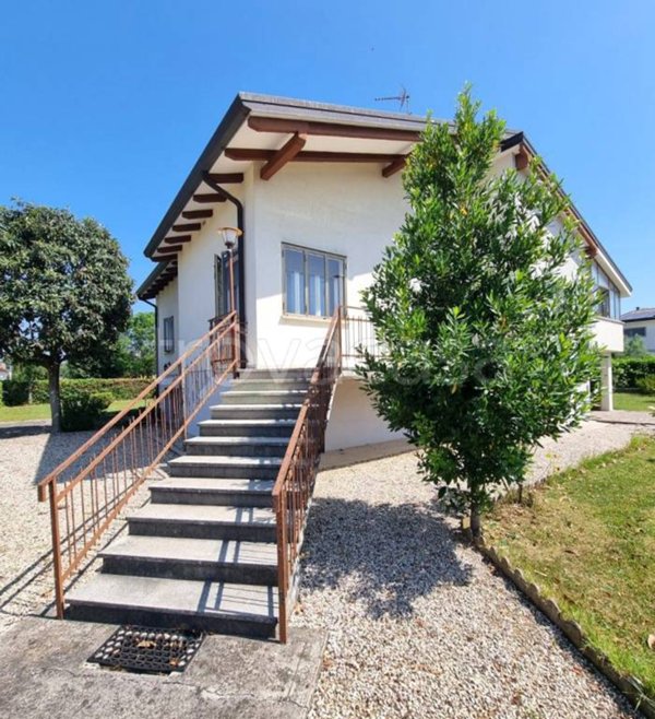 casa indipendente in vendita a Bagnaria Arsa in zona Sevegliano