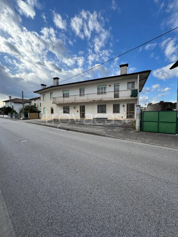 casa indipendente in vendita a Bagnaria Arsa in zona Privano