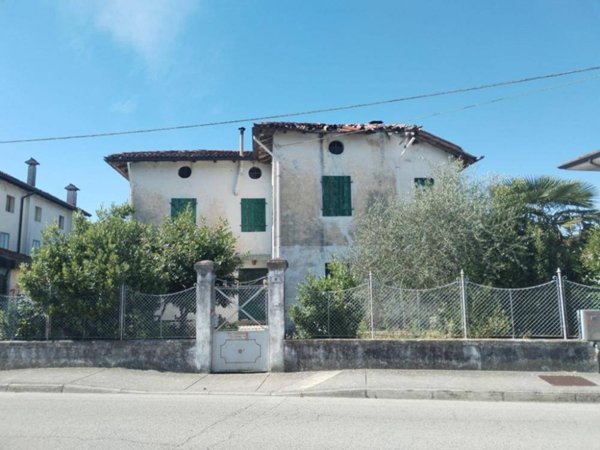 casa indipendente in vendita a Bagnaria Arsa in zona Privano