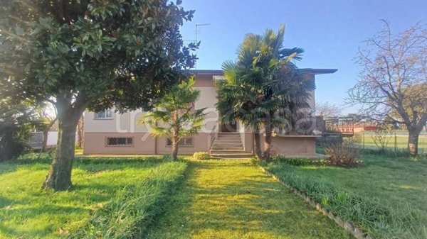 casa indipendente in vendita a Bagnaria Arsa