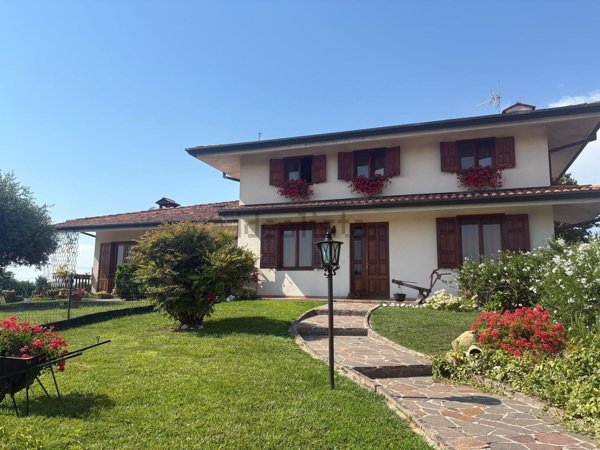 casa indipendente in vendita a Bagnaria Arsa in zona Campolonghetto