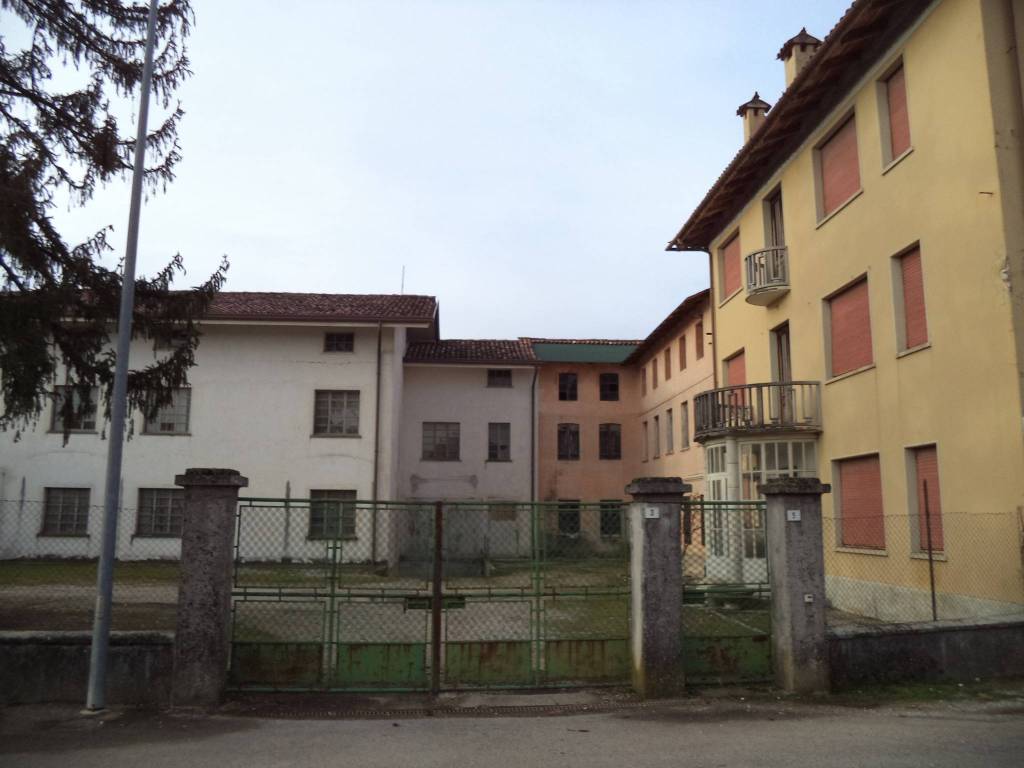 villa in vendita a Basiliano