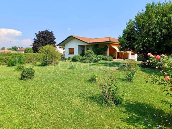 villa in vendita a Basiliano