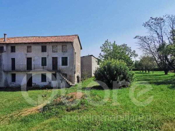 casa indipendente in vendita a Basiliano