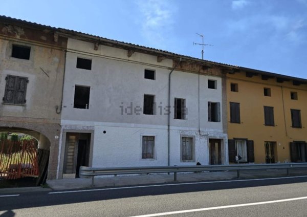 casa indipendente in vendita a Basiliano
