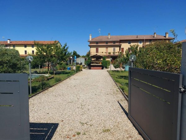 casa indipendente in vendita a Basiliano