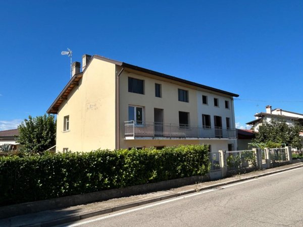 casa indipendente in vendita a Basiliano
