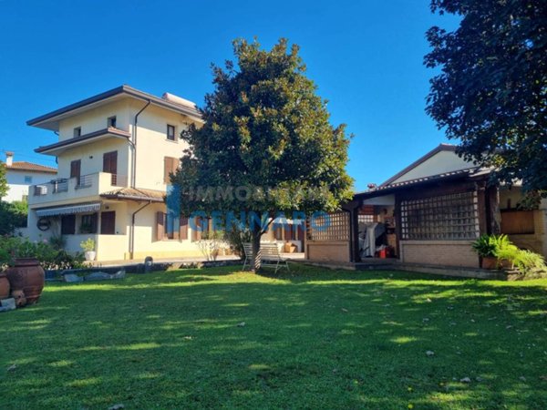 casa indipendente in vendita a Basiliano