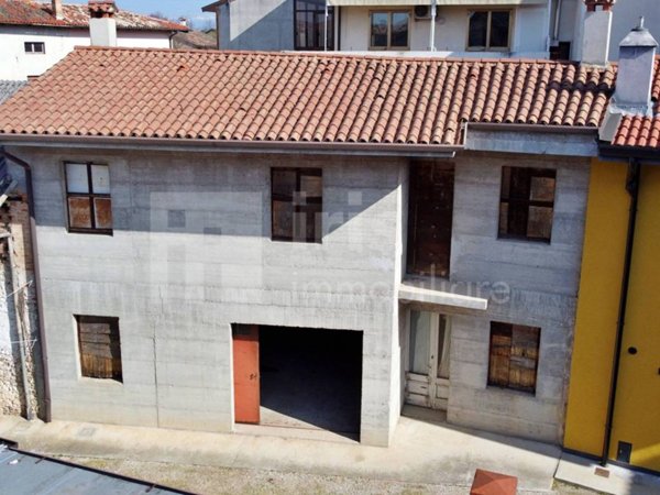 casa indipendente in vendita a Basiliano