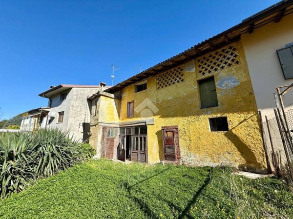 casa indipendente in vendita a Basiliano