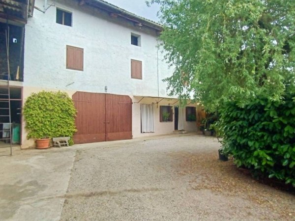 casa indipendente in vendita a Basiliano