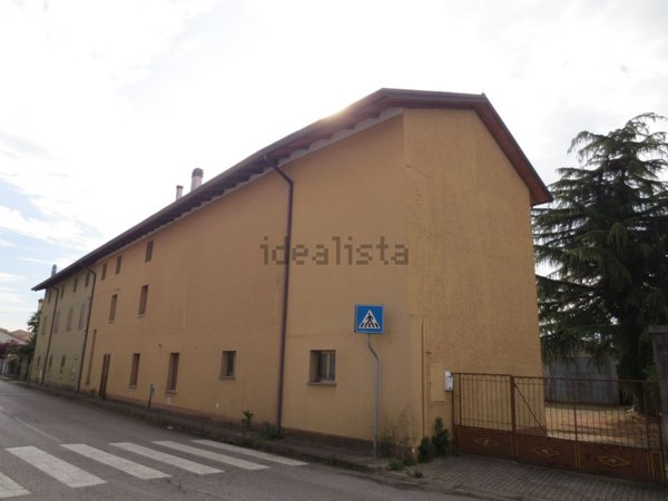 appartamento in vendita a Bertiolo in zona Pozzecco