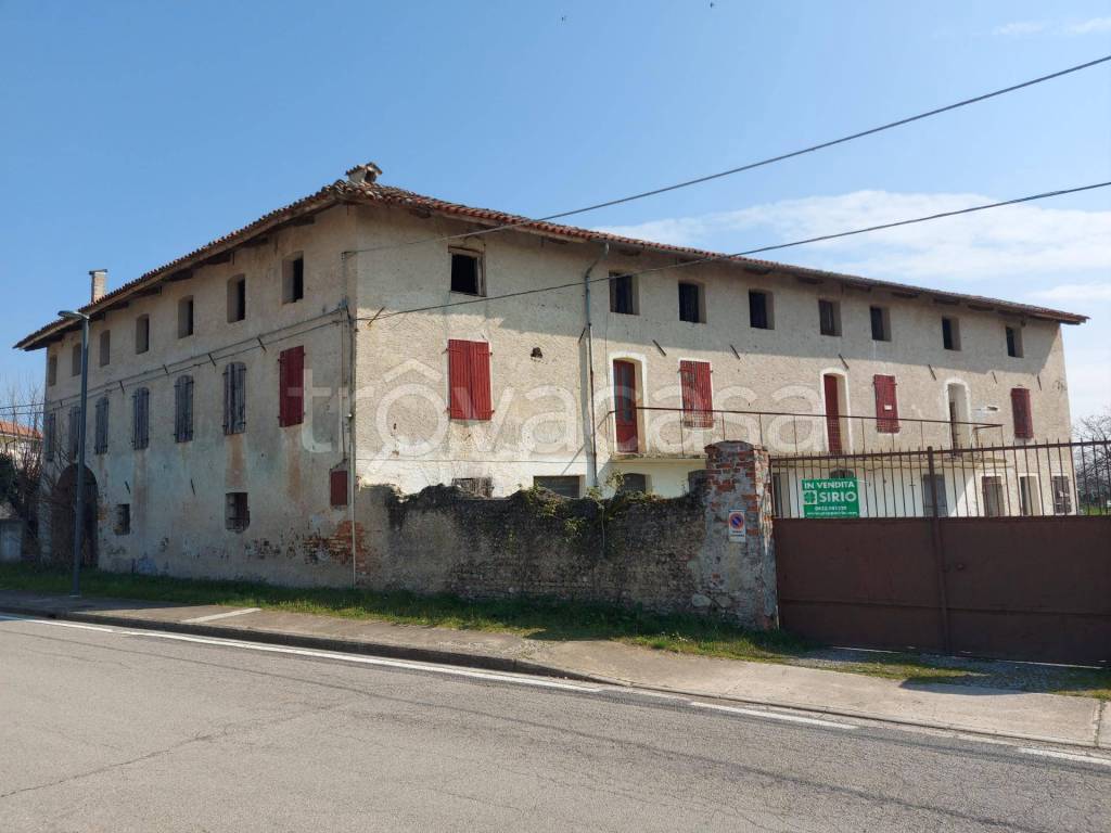 casa indipendente in vendita a Bertiolo in zona Virco