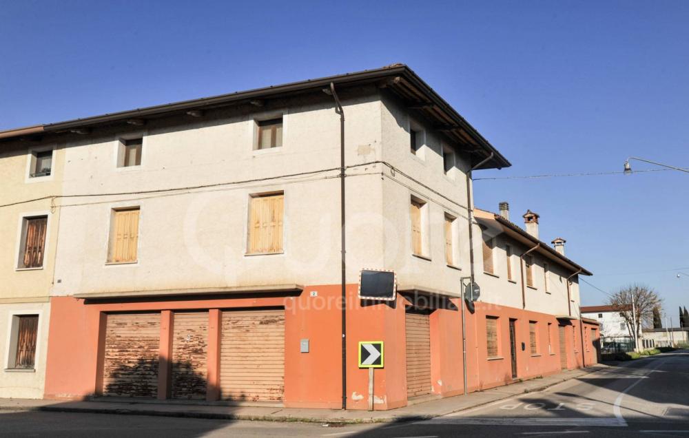 casa indipendente in vendita a Bertiolo