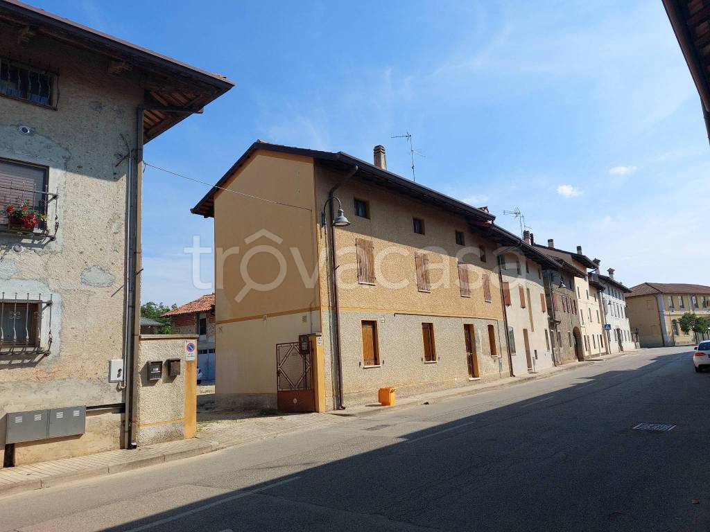 casa indipendente in vendita a Bertiolo