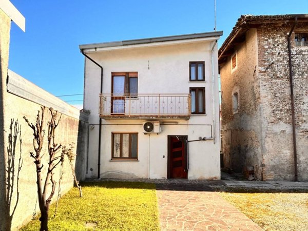 casa indipendente in vendita a Bertiolo in zona Virco