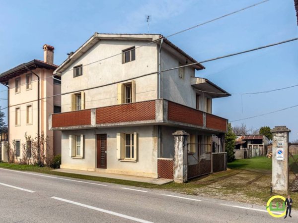 casa indipendente in vendita a Bertiolo