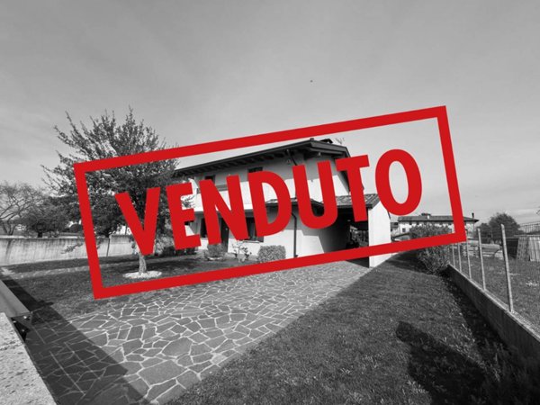 casa indipendente in vendita a Bertiolo