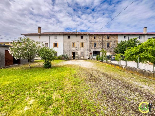 casa indipendente in vendita a Bertiolo