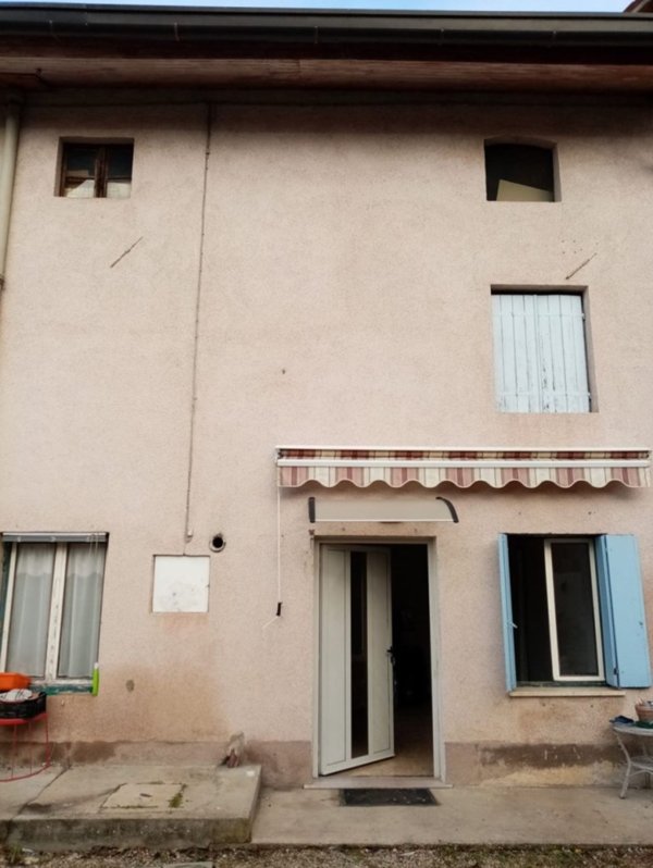 casa indipendente in vendita a Bicinicco in zona Felettis