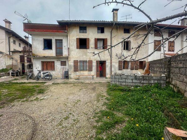 appartamento in vendita a Bicinicco in zona Felettis