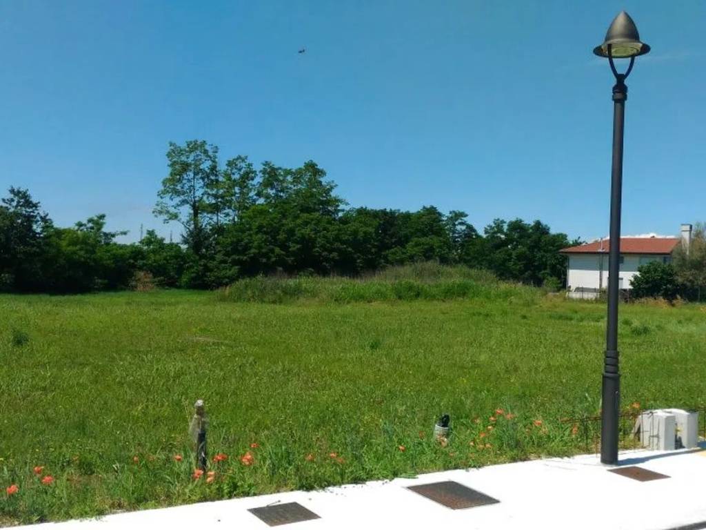 terreno edificabile in vendita a Bicinicco