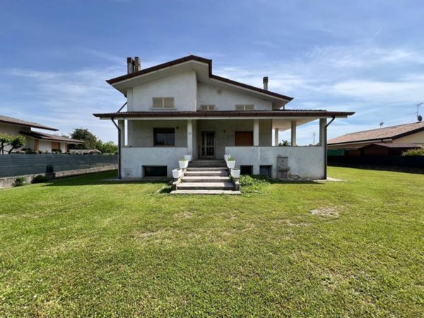 casa indipendente in vendita a Bicinicco