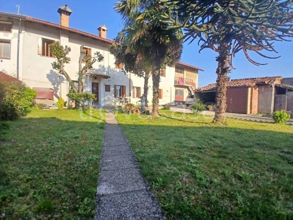 casa indipendente in vendita a Bicinicco in zona Felettis